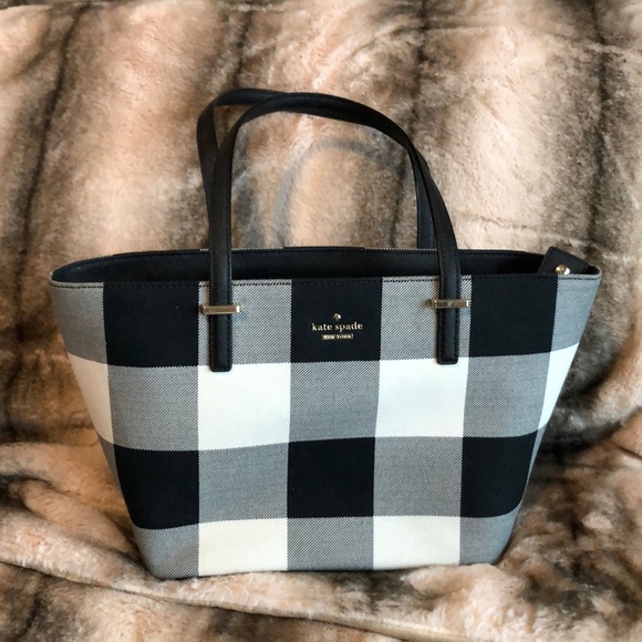 Kate Spade - Picture 1 of 3
